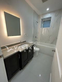 230713203357_bathroom 2.jpg